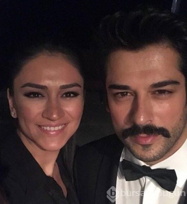 Burak Özçivit'in kardeşi güzelliğiyle mest etti! 