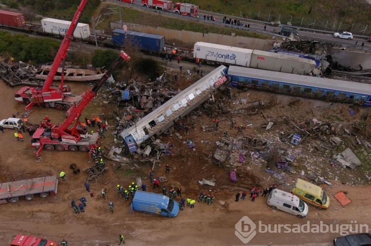 Yunanistan'daki tren kazasında Can kaybı 42'ye yükseldi
