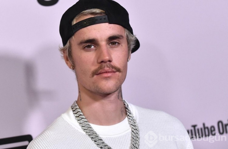 Justin Bieber: Dünya turnesine devam etmeyeceğim