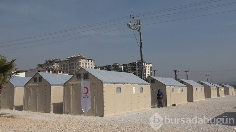 Depremzedeler için gönderilen İsveç yapımı çadırlar ev konforunu aratmıyor