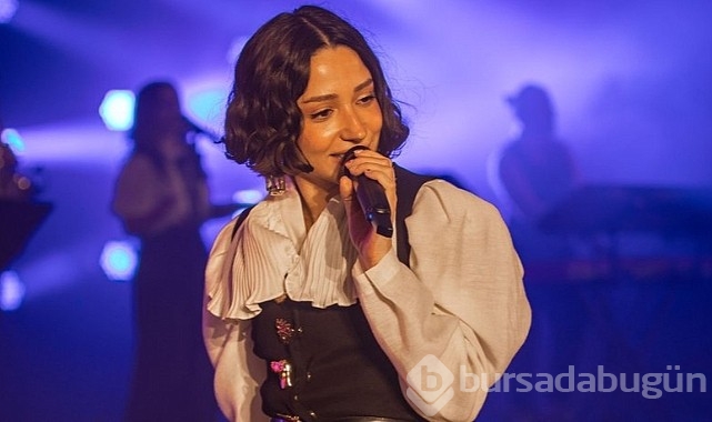 Zeynep Bastık'a klip cezası