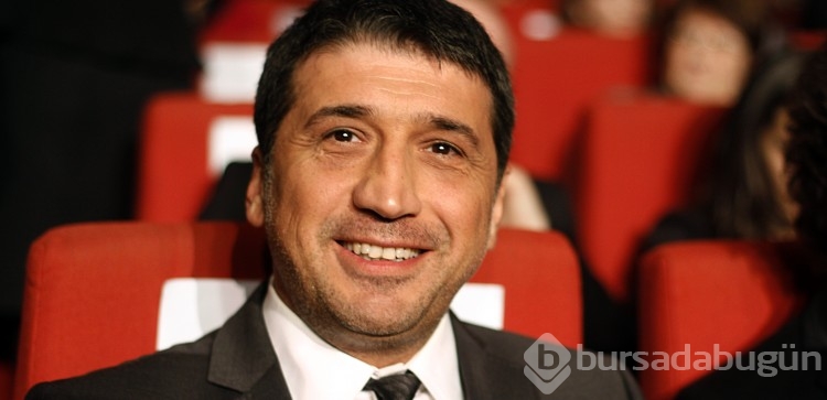 Cem Davran takipçilerini geçmişe götürdü
