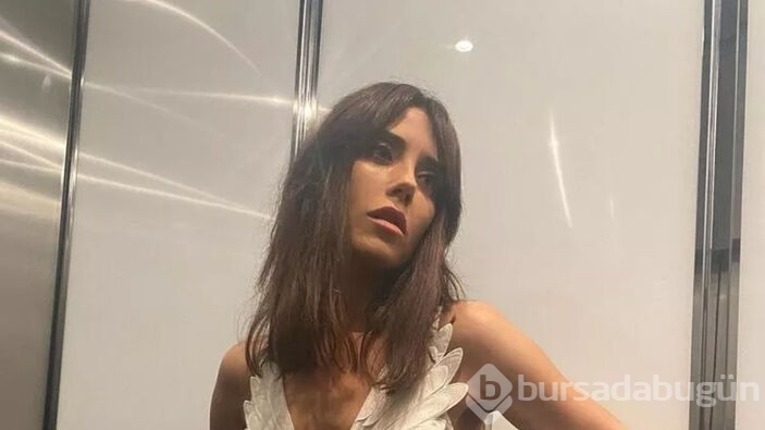 Cansu Dere topuğunu çatlattı