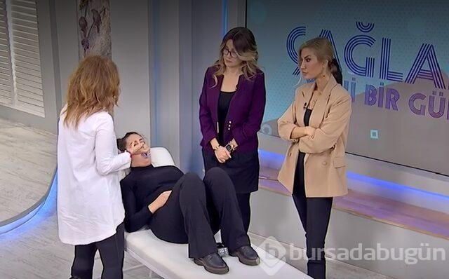 Çağla Şıkel canlı yayında gözyaşlarını tutamadı!