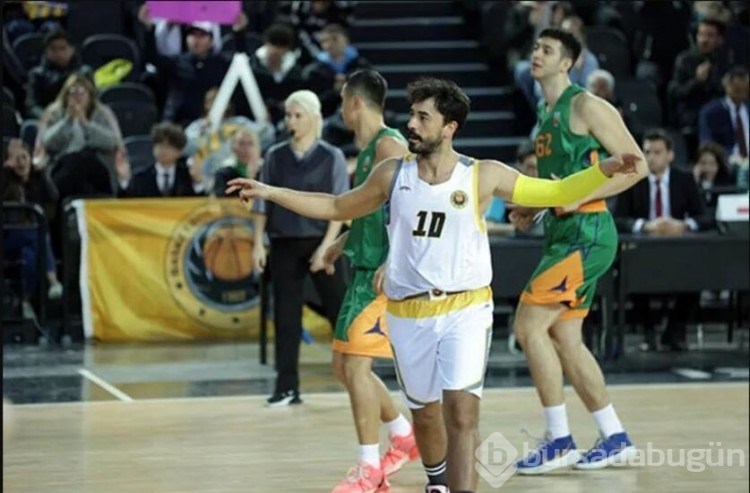 Gökhan Alkan'nın basketbol şovu dikkat çekti
