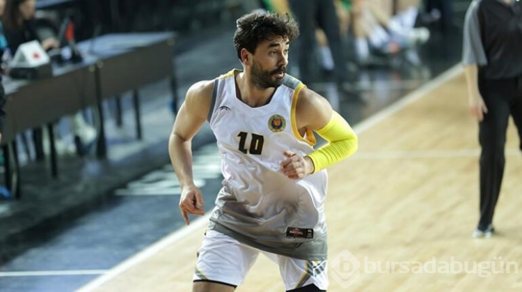 Gökhan Alkan'nın basketbol şovu dikkat çekti
