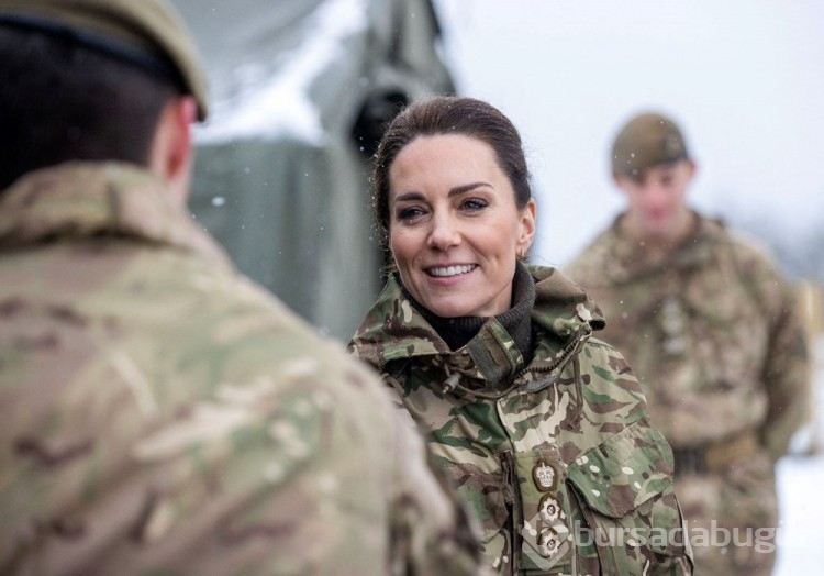 Prenses Kate Middleton İngiiz ordusunun eğitimlerine katıldı
