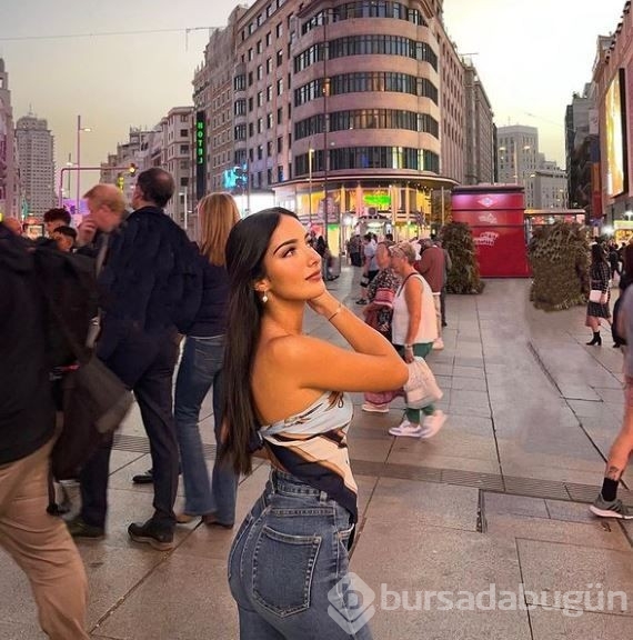 Ayrıldığı eski sevgililerini aynı WhatsApp grubunda topladı!