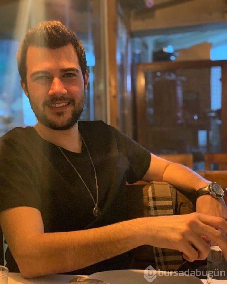Furkan Göksel'in sarışın sevgilisi dekolteli pozlarıyla olay oldu
