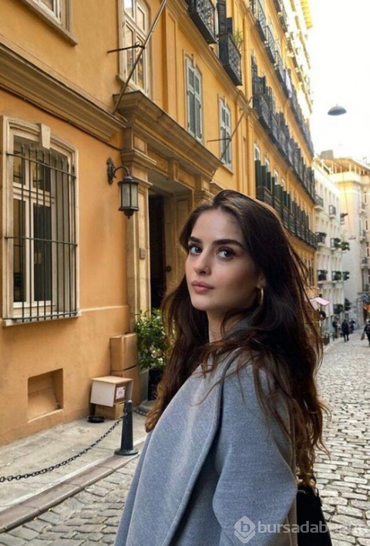 Yalı Çapkını'nın Dicle'si Selen Özbayrak'ın cesur pozları