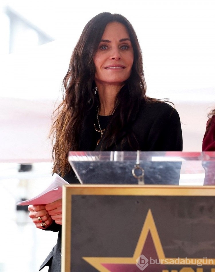 Courteney Cox'un estetik pişmanlığı yaşadığını açıkladı
