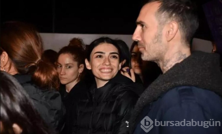 Hazar Ergüçlü'nün panik anları objektiflere yansıdı
