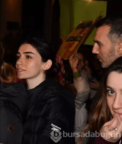 Hazar Ergüçlü'nün panik anları objektiflere yansıdı