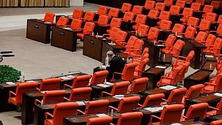 Milletvekilliği için hangi parti ne kadar ücret istiyor?
