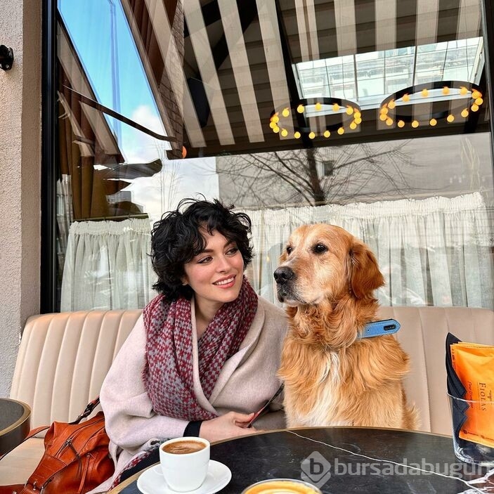 Ezgi Mola Kahramanmaraşlı depremzede köpeği sahiplendi