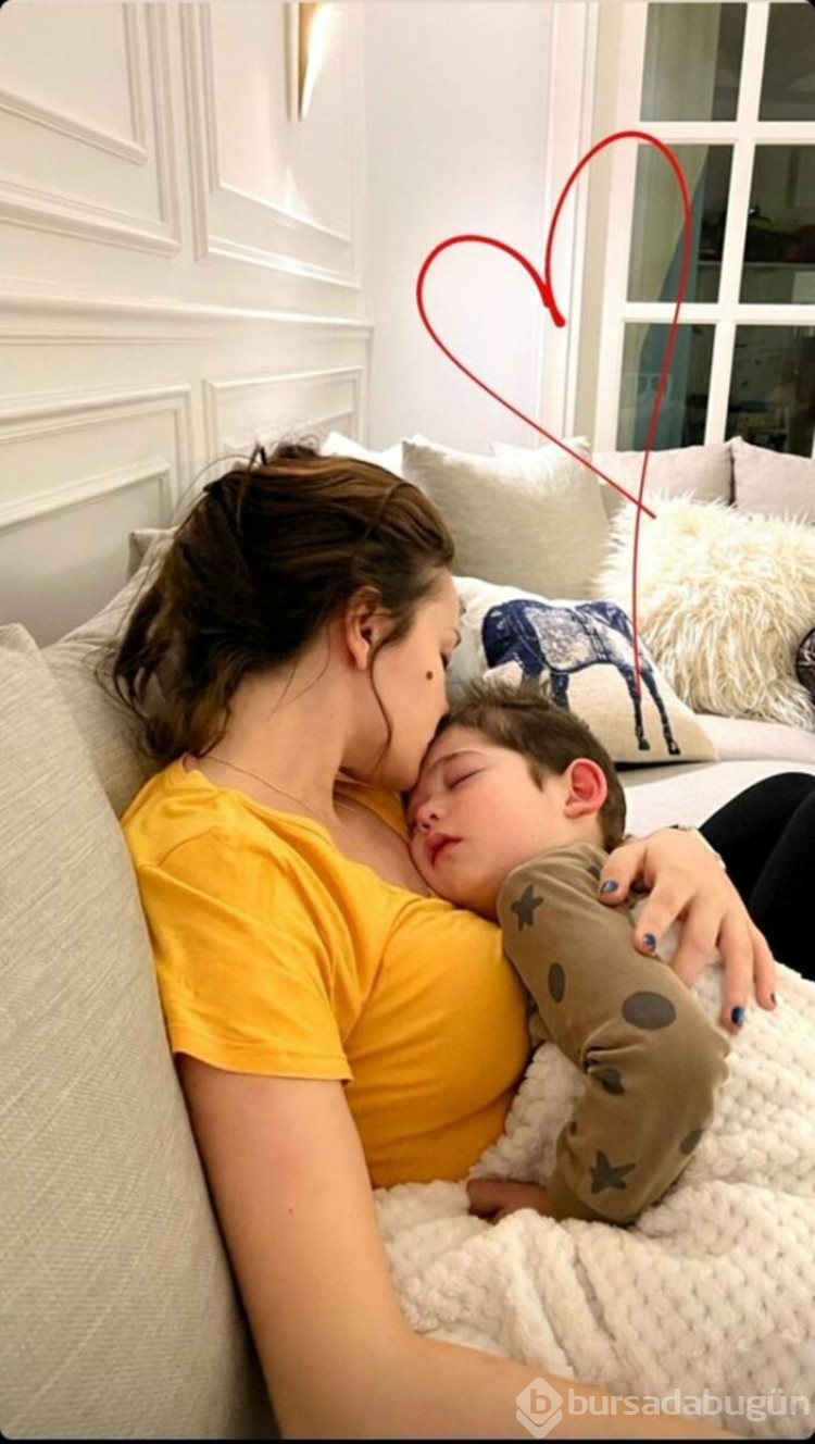  Fahriye Evcen'nin yorgun ama huzurlu hali
