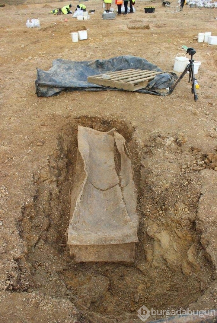 1600 yıllık mezarda olağanüstü keşif