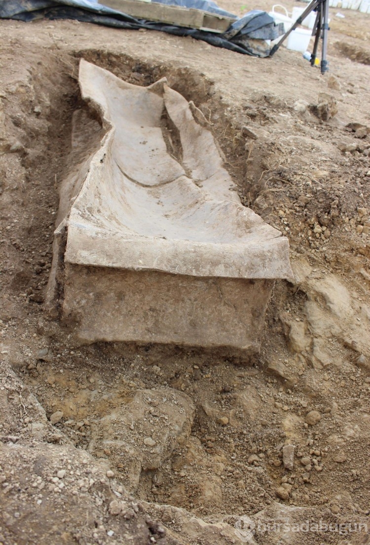 1600 yıllık mezarda olağanüstü keşif