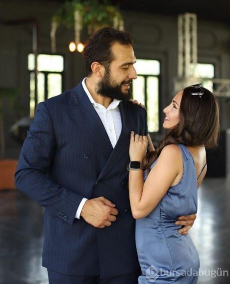 Masterchef Barbaros sevgilisine evlilik teklifi ettiği anları paylaştı!