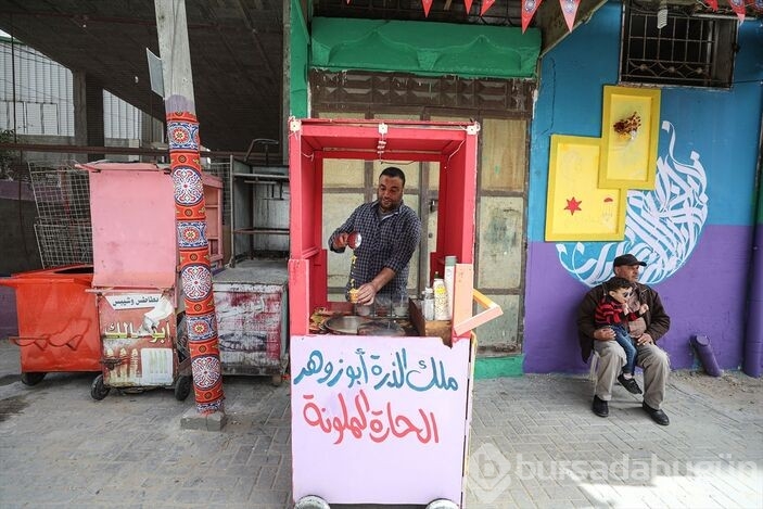 Saldırı altındaki Gazze rengarenk! Duvarlar resimlerle donatıldı