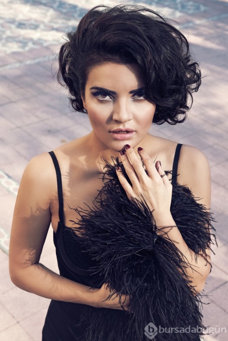 Konser gelirini depremzedelere gönderecek olan ünlüler