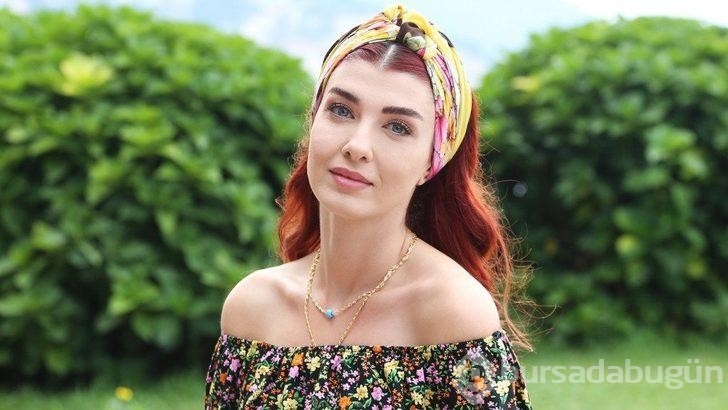 Aslıhan Güner'in yeni projesi çok şaşırttı! Atatürk'ün annesi