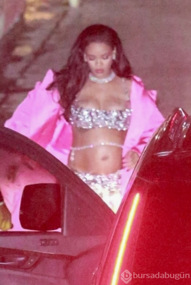Rihanna'nın zincirinin değeri dudak uçuklattı
