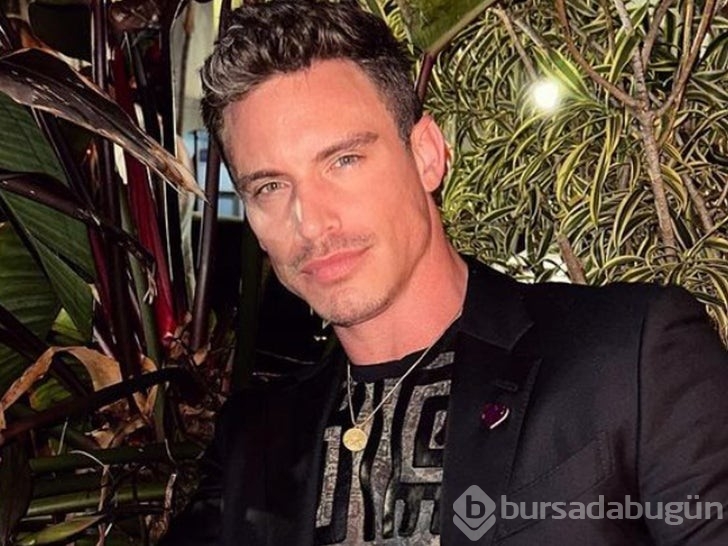 Ünlü model Jeff Thomas balkondan düşerek hayatını kaybetti