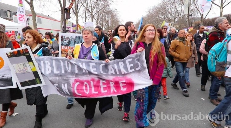 Fransa'da halk emeklilik reformunu bir kez daha protesto etti