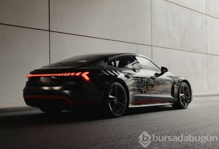 Audi'den sevilen kamuflaja özel seri
