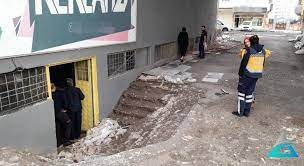 Depremzede çiftin sığındığı iş yerini su bastı