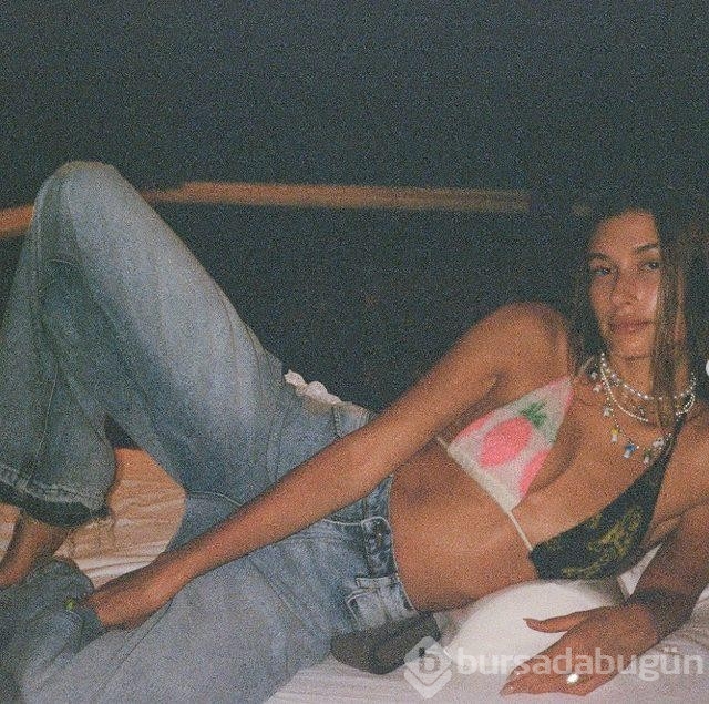 Hailey Bieber'ın iç çamaşırsız pozuna beğeni yağdı!