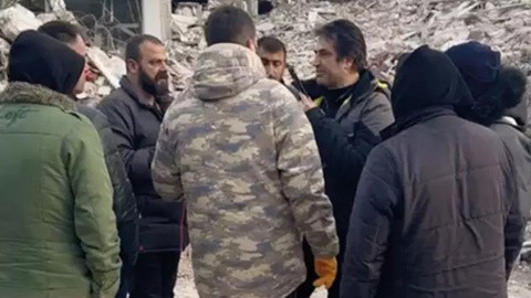 Mahsun Kırmızıgül 15 gün sonra yeniden afet bölgesine gidiyor