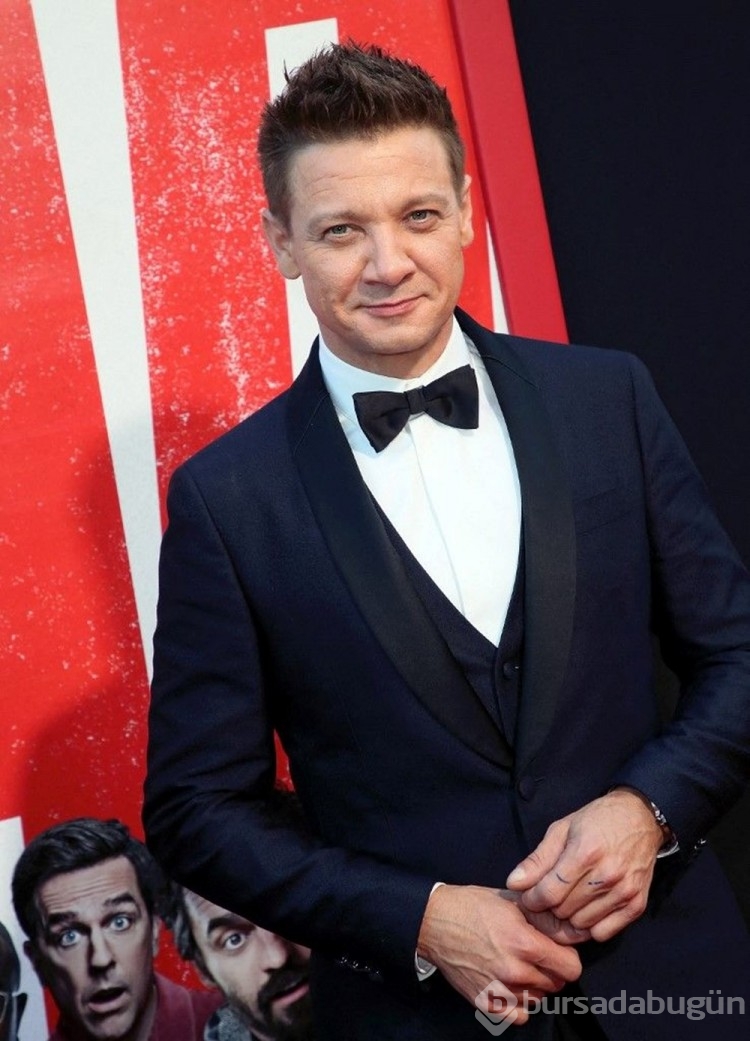Tedavi gören Jeremy Renner yeğeninin notunu paylaştı