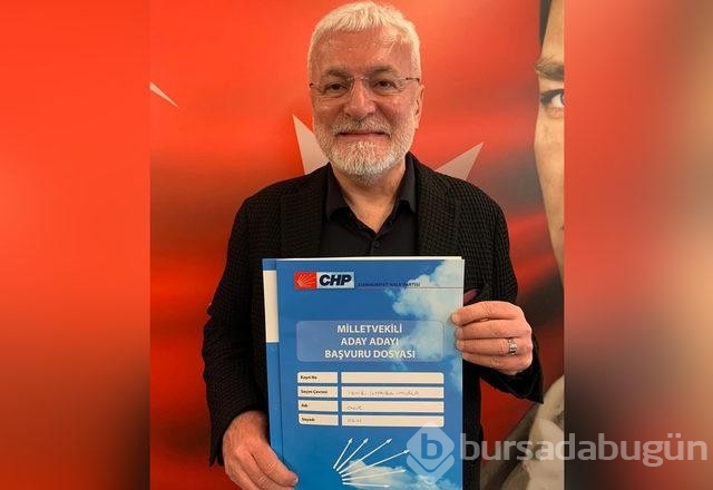 Sanatçı Onur Akın siyasete atılıyor! CHP'ye başvurdu