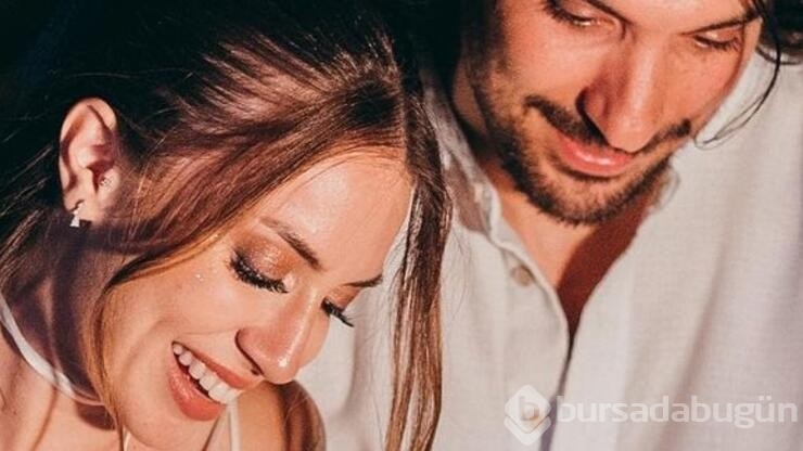 Survivor yarışmacısı Ertuğ Yaşlıoğlu'in eşine bir bakan bir daha baktı!