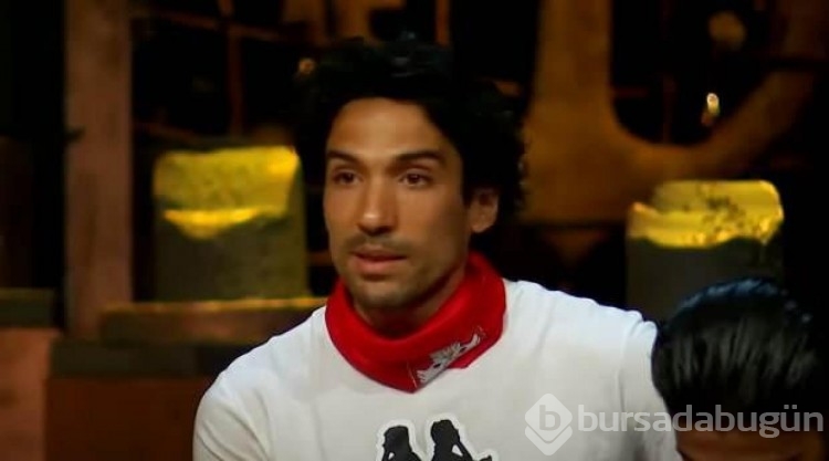 Survivor yarışmacısı Ertuğ Yaşlıoğlu'in eşine bir bakan bir daha baktı!