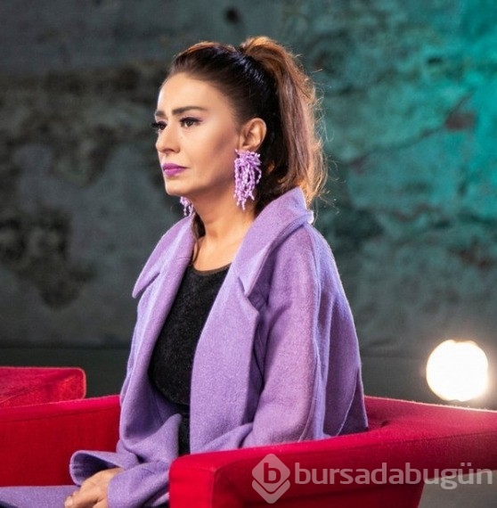 Yıldız Tilbe sokak köpeğinden mağdur olan çocukları paylaştı