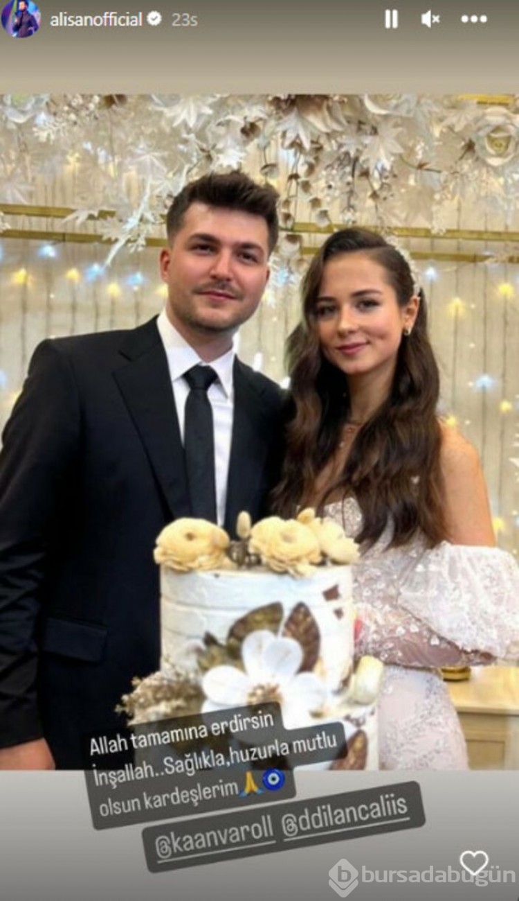 Buse Varol, kardeşinin nişanına katıldı
