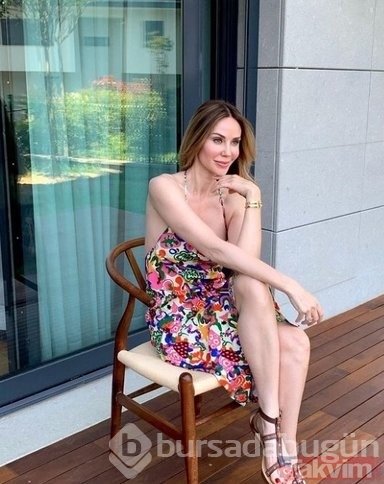 Demet Şener: Kızımla beraber giyiniyoruz
