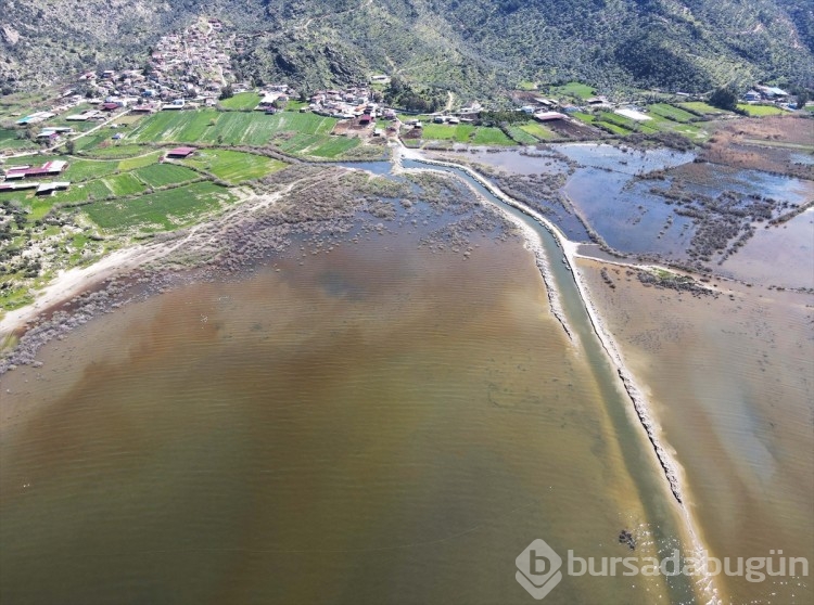 Suyu çekilen Bafra Gölü yağışların ardından eski haline döndü