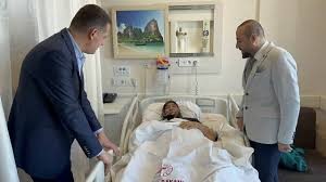 Fahrettin Koca: 9 bin 881 depremzedenin hastanelerde tedavisi sürüyor