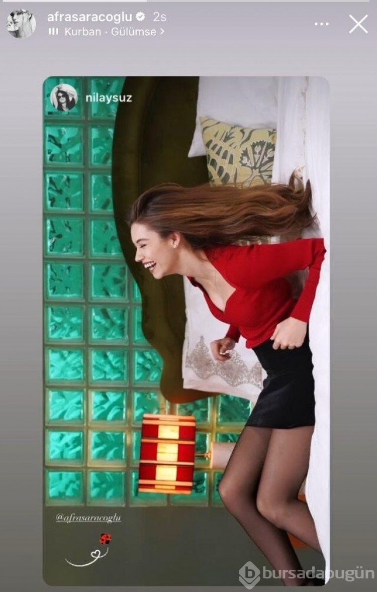 Güzel oyuncu Afra Saraçoğlu'ndan yatak pozları!