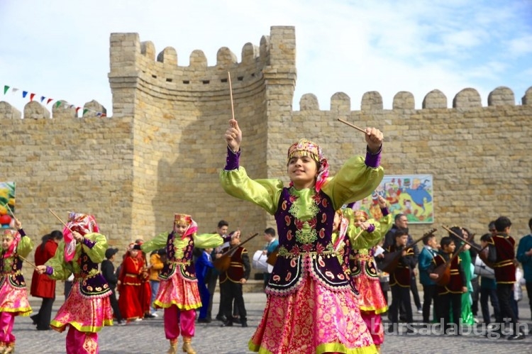 Azerbaycan nevruz bayramı kutlamalarına başladı
