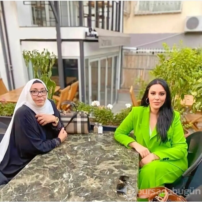 Ferdi Tayfur ile Necla Nazır'ın kızı olan Tuğçe Tayfur kapandı