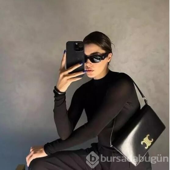 Hande Erçel son paylaşımıyla dünyaca ünlü modele benzetildi
