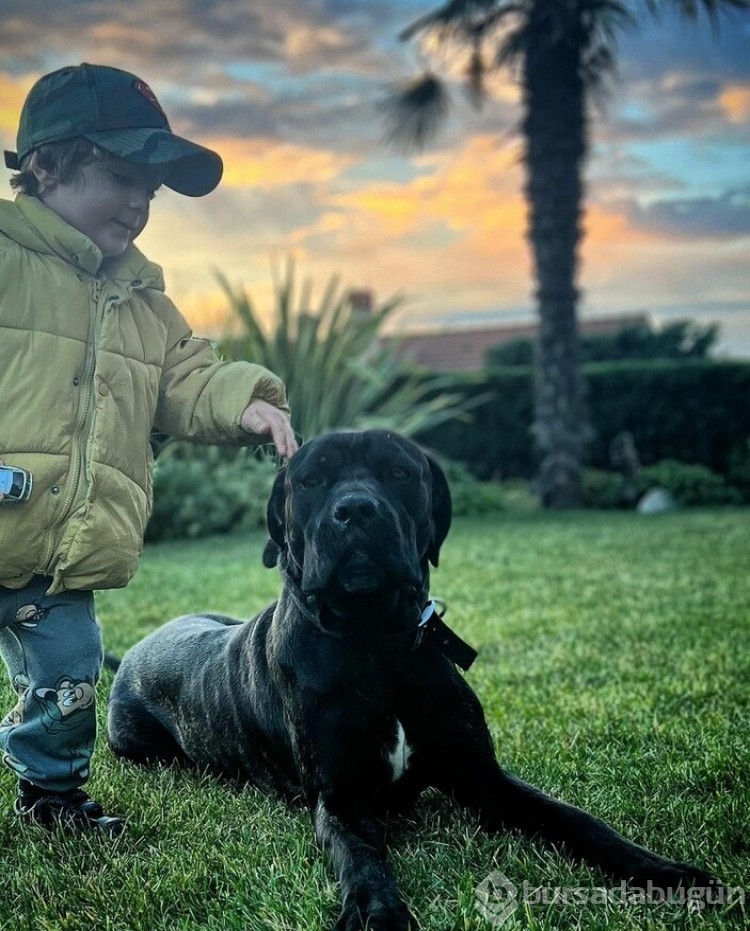 İbrahim Çelikkol  oğlunu paylaştı
