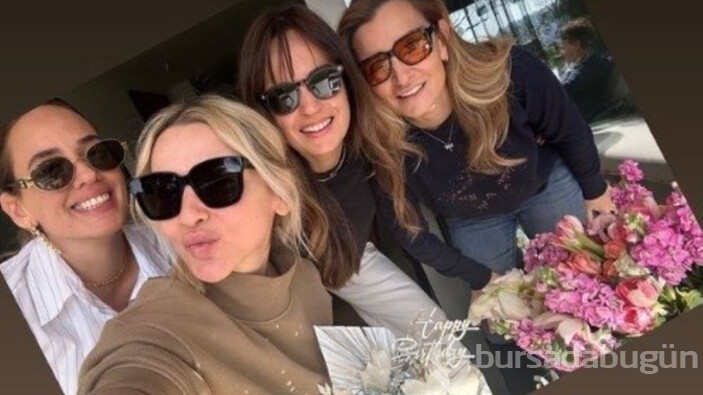  Hadise ve Seda Bakan'dan Selin Demiratar'a sürpriz doğum günü 