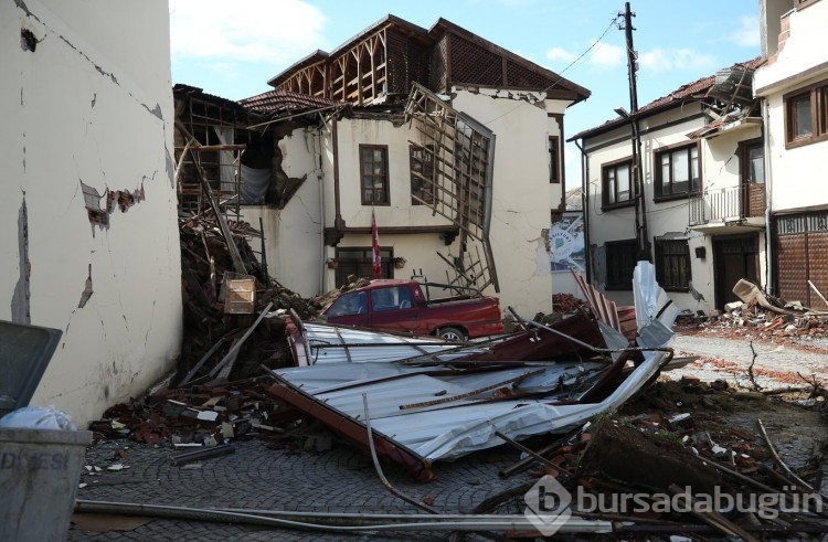 Yeşilyurt'ta 90 konak depremlerde hasar gördü