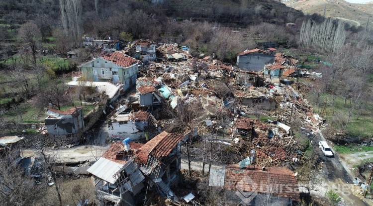 Yeşilyurt'ta 90 konak depremlerde hasar gördü